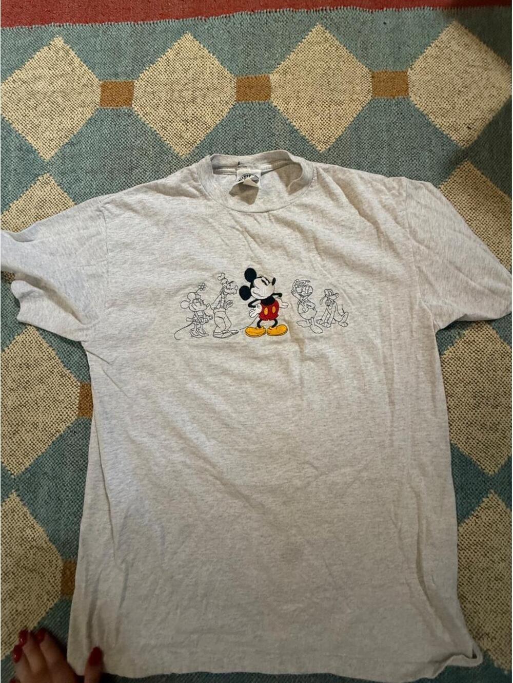 Vintage Disney Mickey Mouse gray tee with Mickey Mouse graphic, size XL #disney